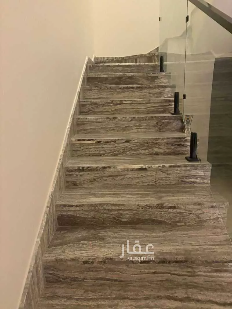 6 bedroom apartment in Tuwaiq 3