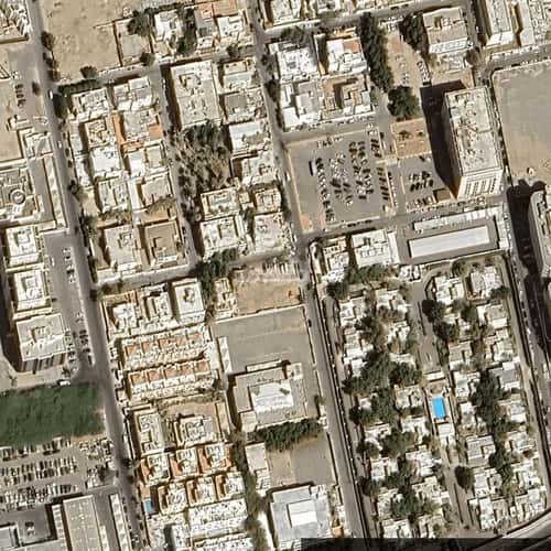 7 bedroom apartment in Al Sharafiyah 1