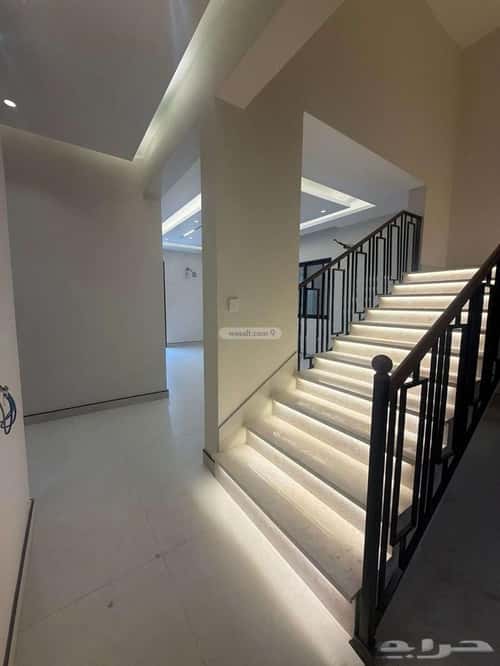 فيلا 8 غرف في المرجان 1