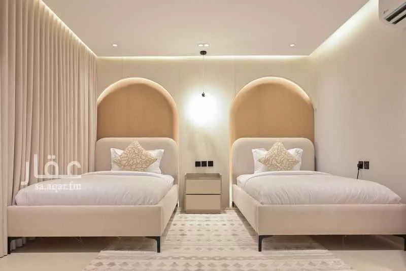 3 bedroom apartment in Al Malqa 6