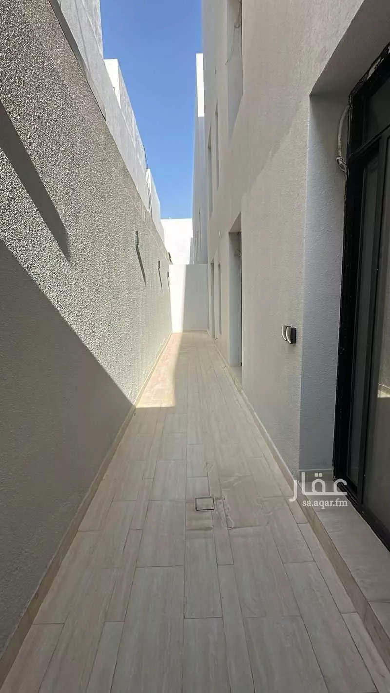 شقة 4 غرف في الرمال 8