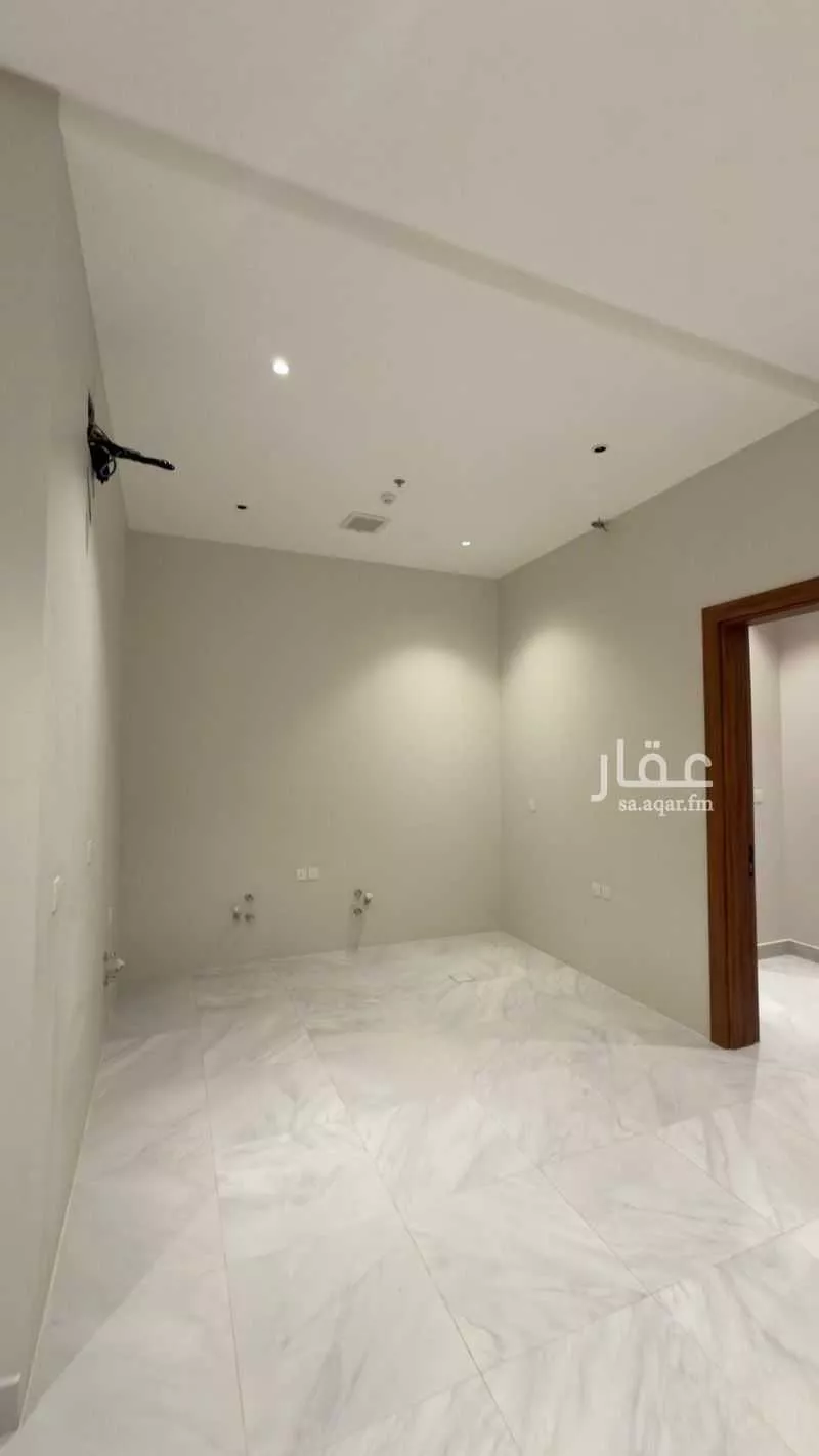 2 bedroom apartment in Al Aridh 9