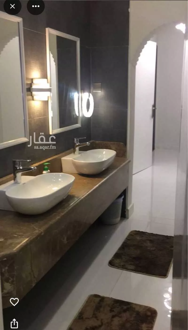 شقة 5 غرف في الملك عبدالعزيز 2