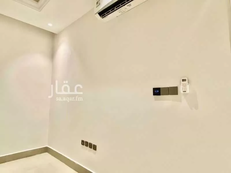 5 bedroom apartment in Riyadh 17