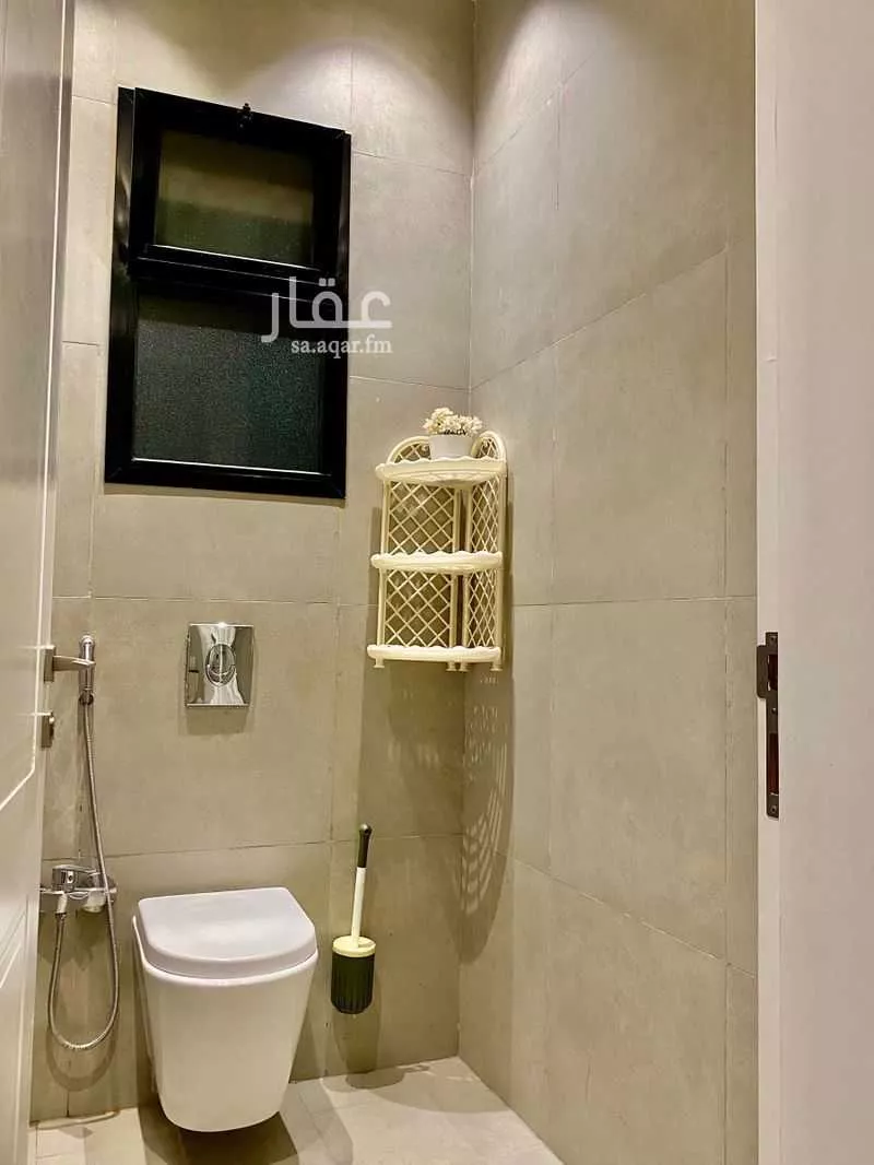5 bedroom apartment in Riyadh 18