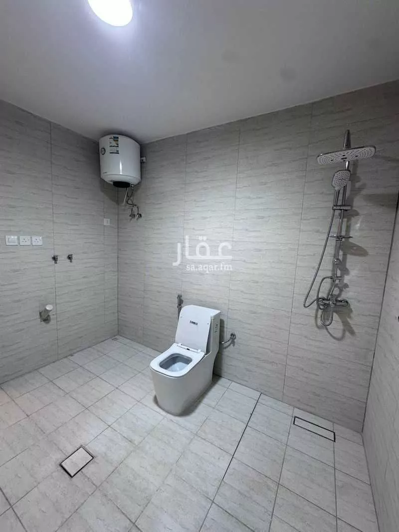 4 bedroom apartment in Al Rabwa, Riyadh 14