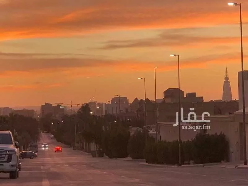 4 bedroom apartment in Al Rabwa, Riyadh 18