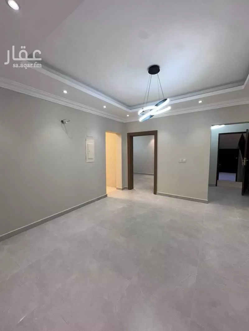 4 bedroom apartment in Al Rabwa, Riyadh 4