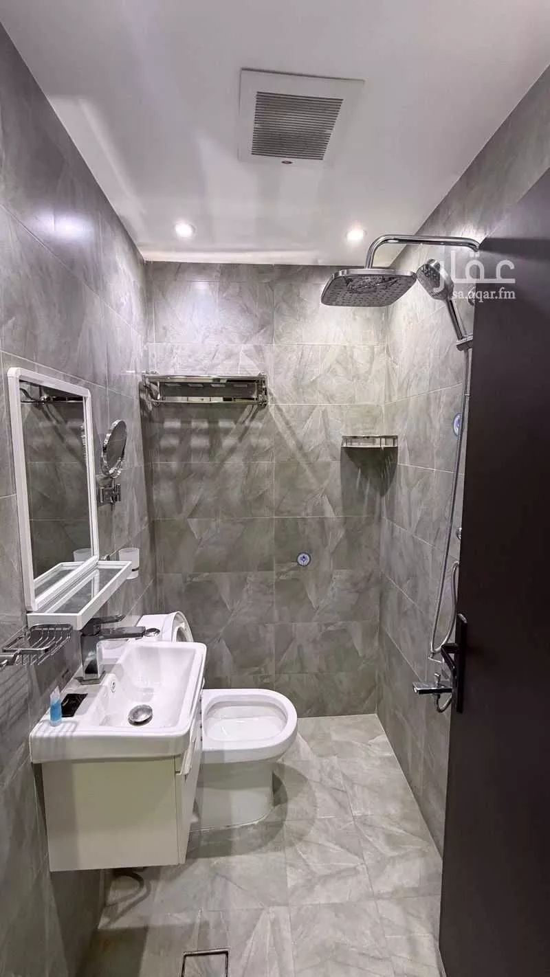 1 bedroom apartment in Al Shuhada 8