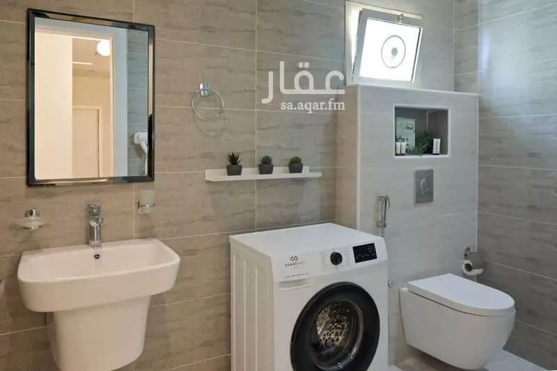 شقة 1 غرف في الملقا 8