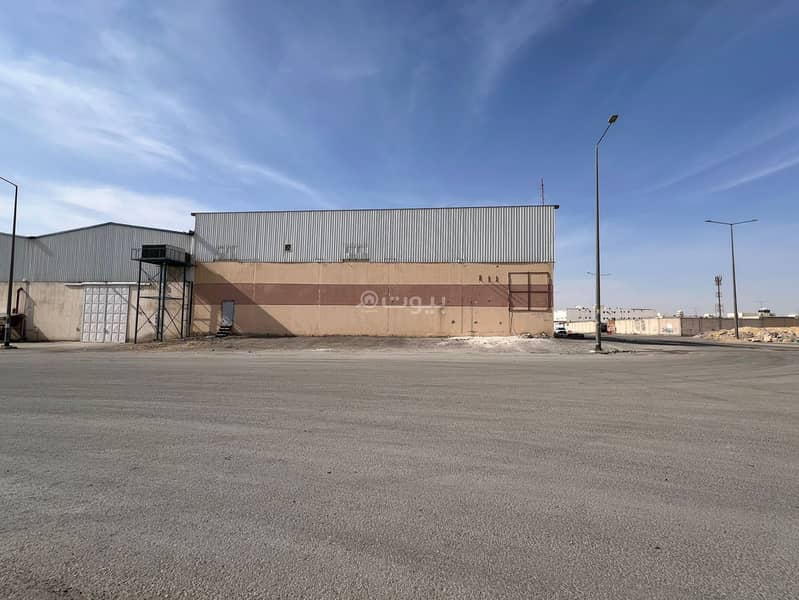 warehouse in Al Mishal, Riyadh 3