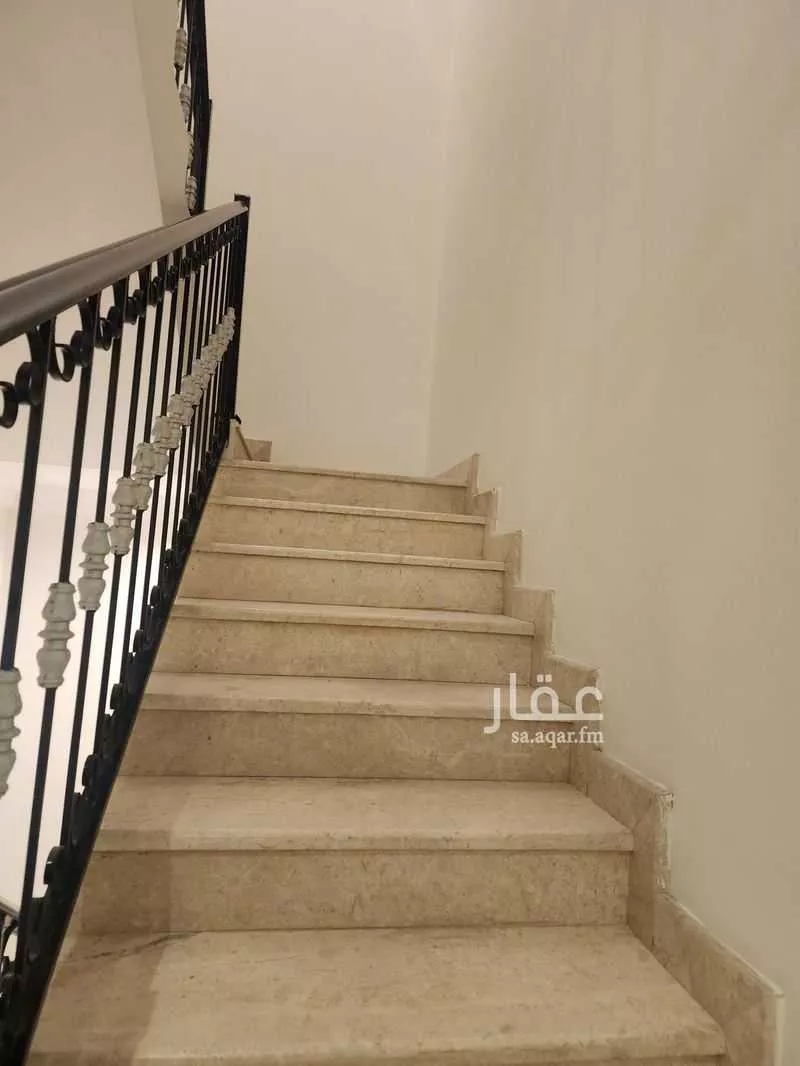 5 bedroom villa in Al Qashlah, Eastern Province 17
