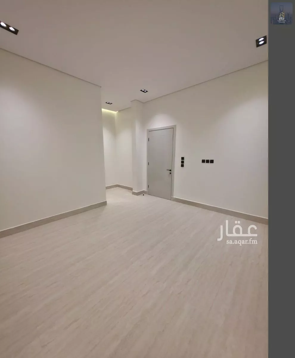 5 bedroom floor in Al Janadriyah 5