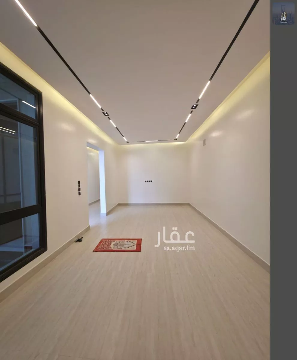 5 bedroom floor in Al Janadriyah 7