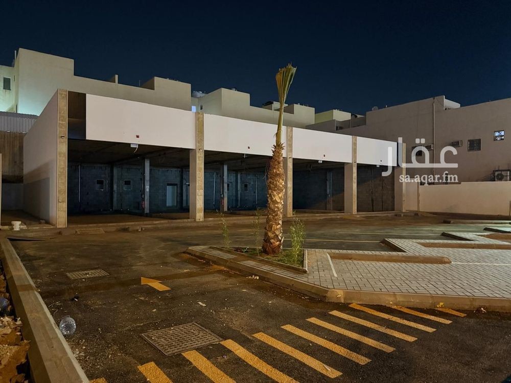 shop in Al Aziziyah, Riyadh 9