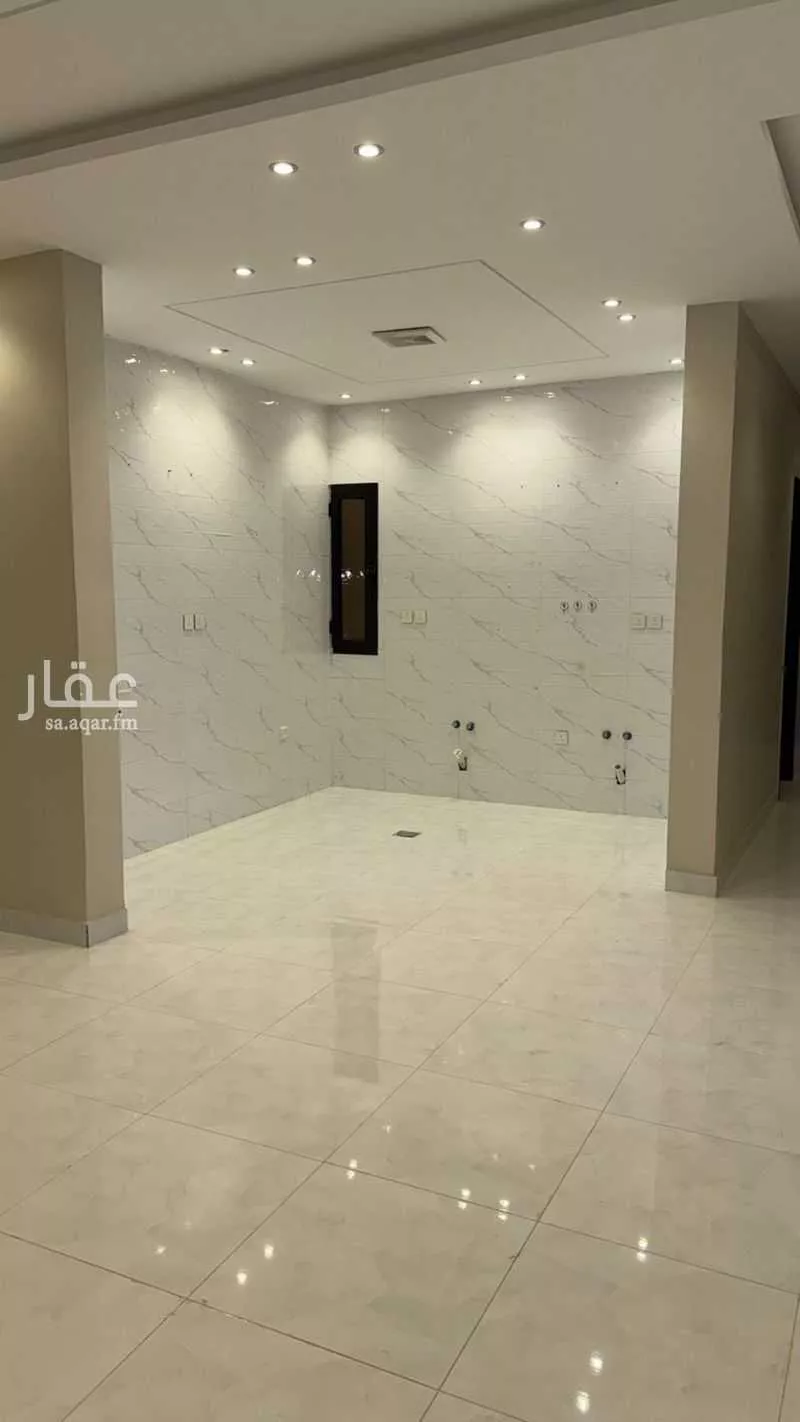 شقة 5 غرف في الصفا 1