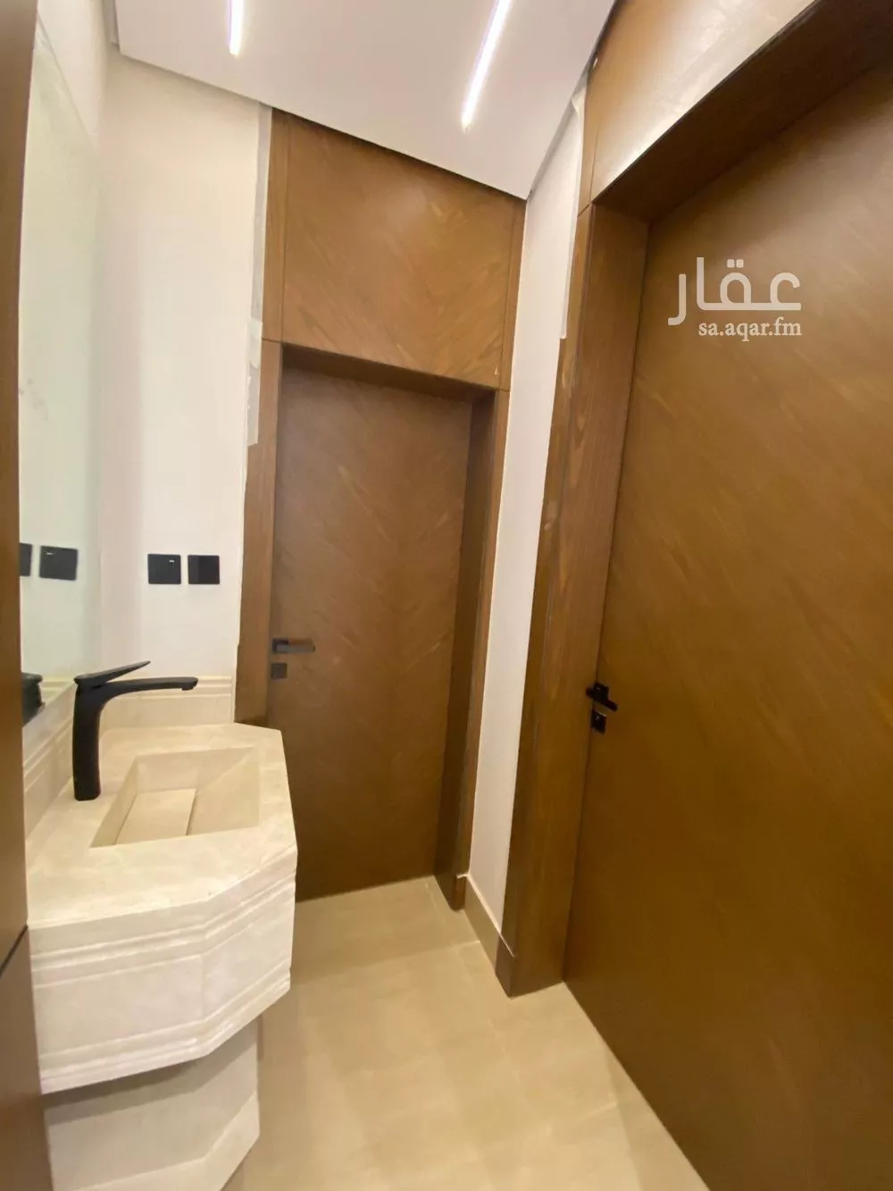 6 bedroom villa in Al Mahdiyyah 6