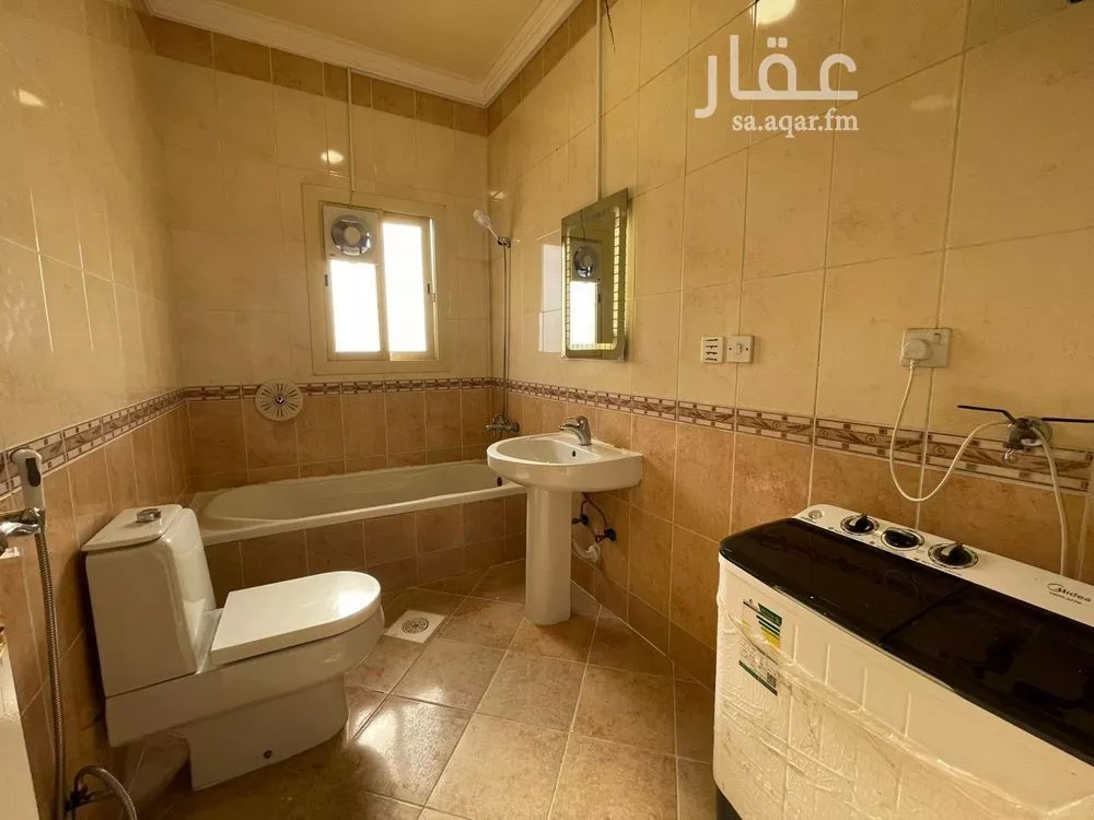 1 bedroom floor in Al Nuzhah 7