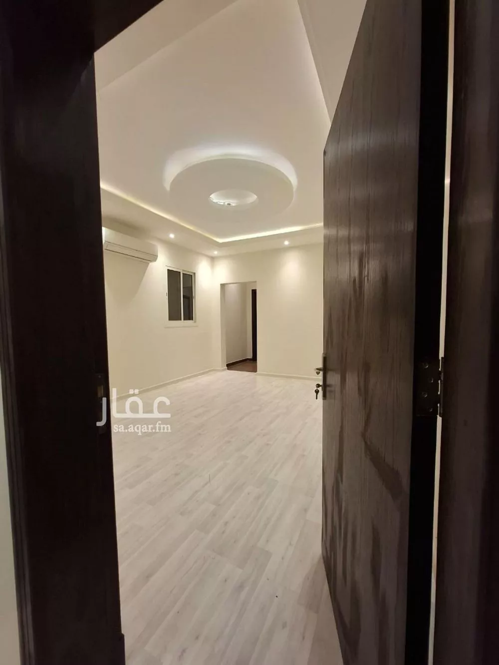 دور 5 غرف في الملقا 14