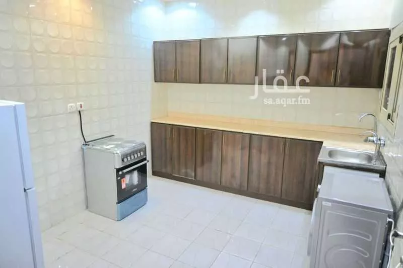 4 bedroom apartment in Al Aqiq 8