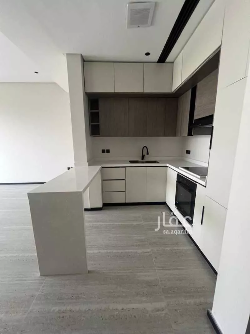 2 bedroom floor in Al Olaya 11