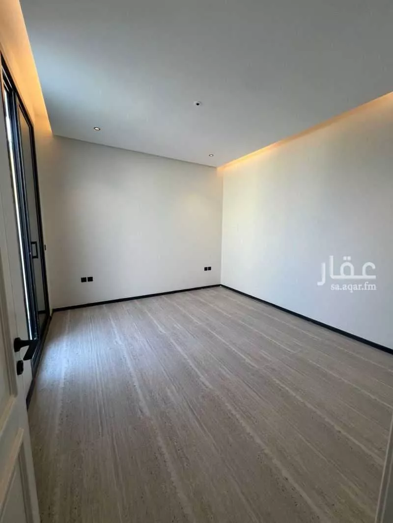 2 bedroom floor in Al Olaya 4