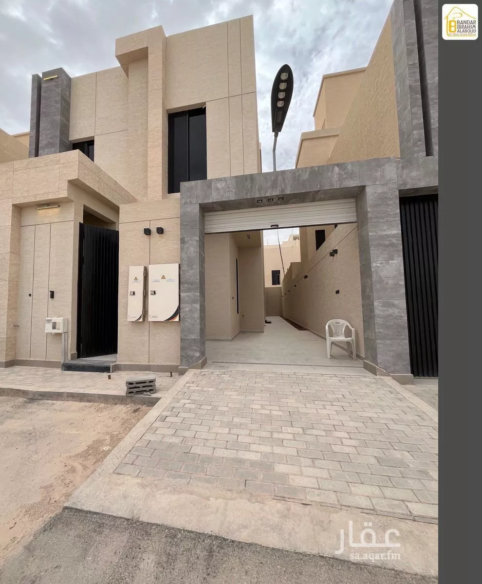 10 bedroom villa in Al Janadriyah 3