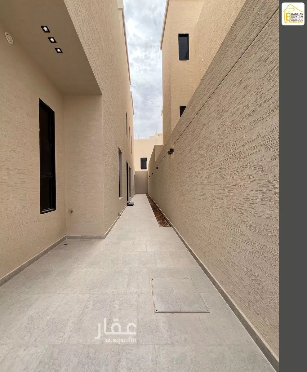 10 bedroom villa in Al Janadriyah 4