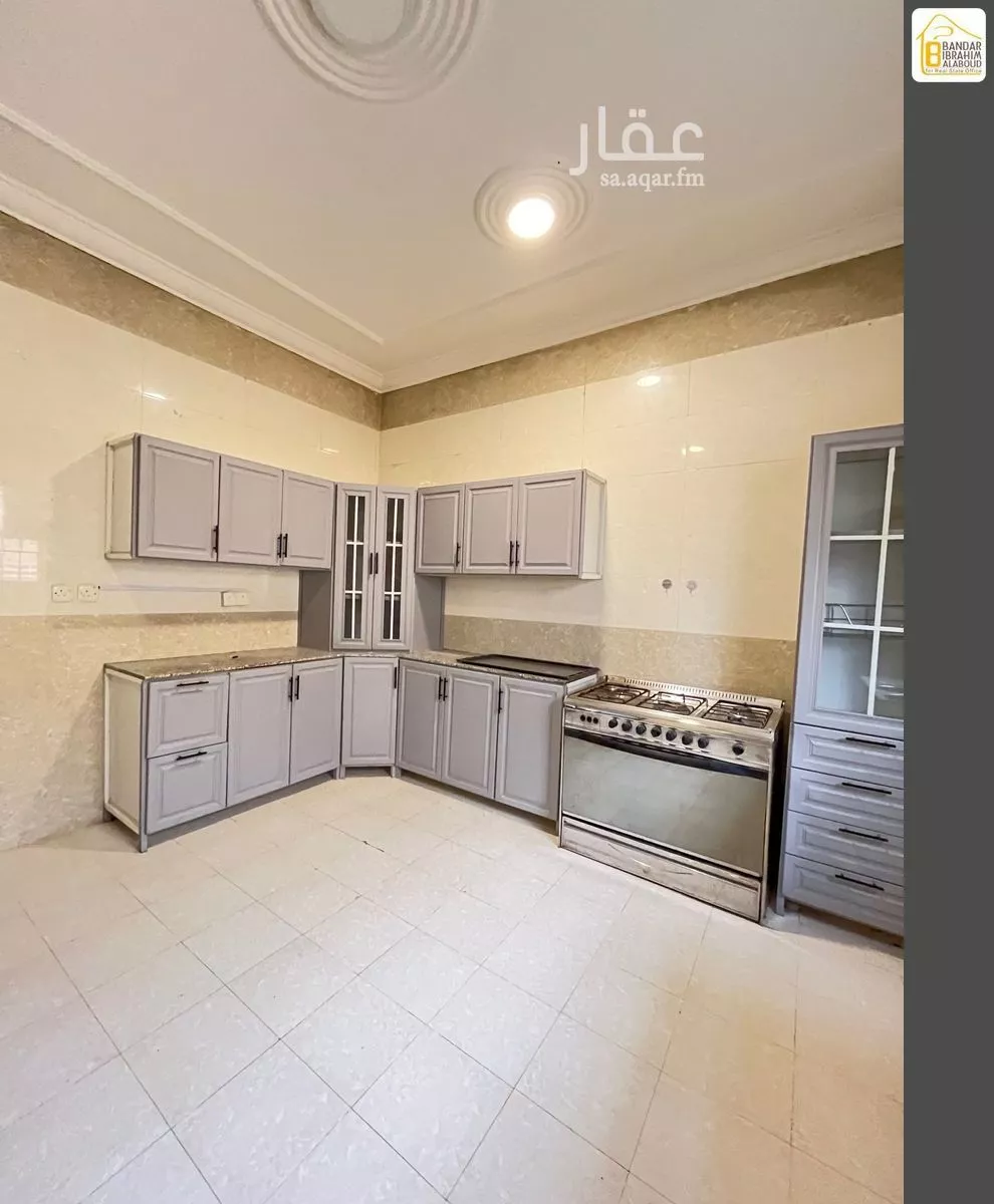 دور 4 غرف في النرجس 13