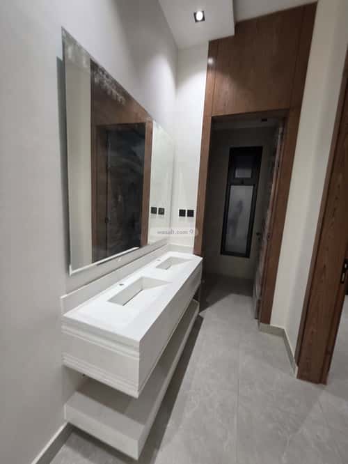 5 bedroom villa in Al Wisam 4
