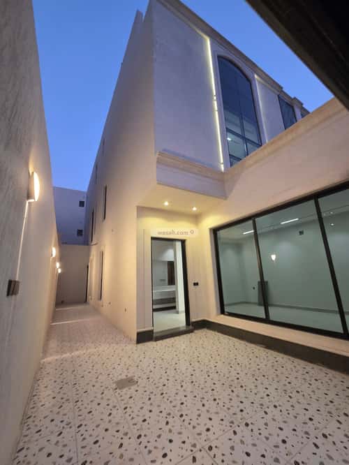 5 bedroom villa in Al Wisam, Riyadh 10