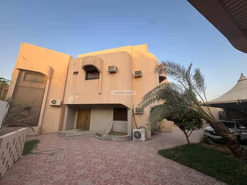 10 bedroom villa in Al Rabwa 13