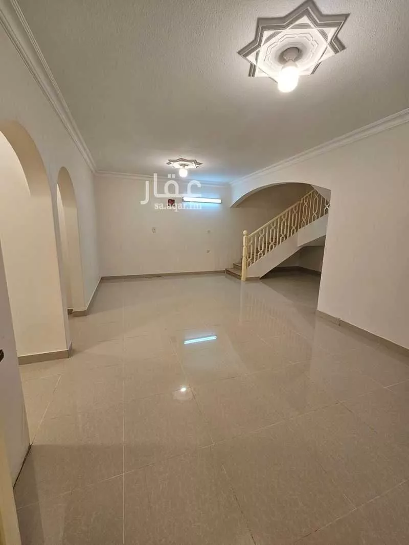 8 bedroom villa in Al Rawdah, Riyadh 14