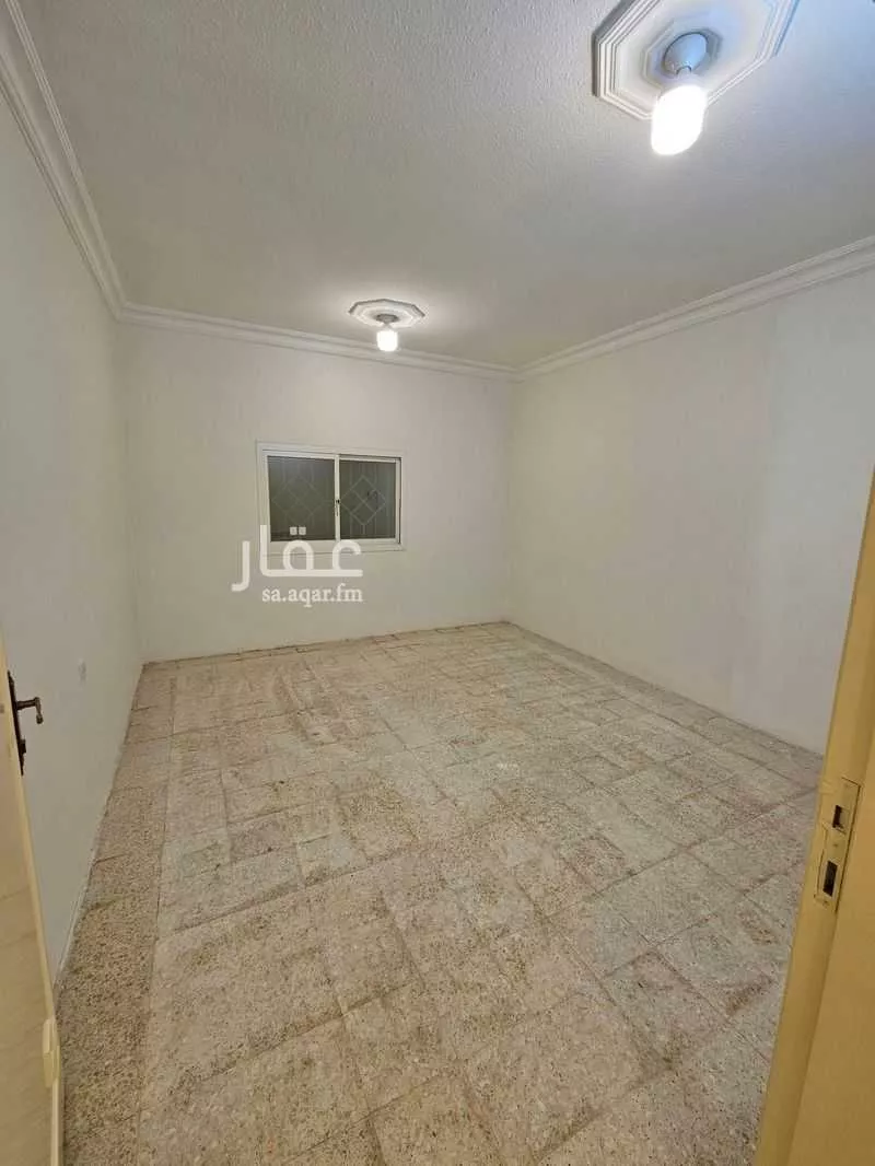 8 bedroom villa in Al Rawdah, Riyadh 15