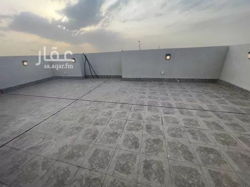 8 bedroom villa in Al Janadriyah 30