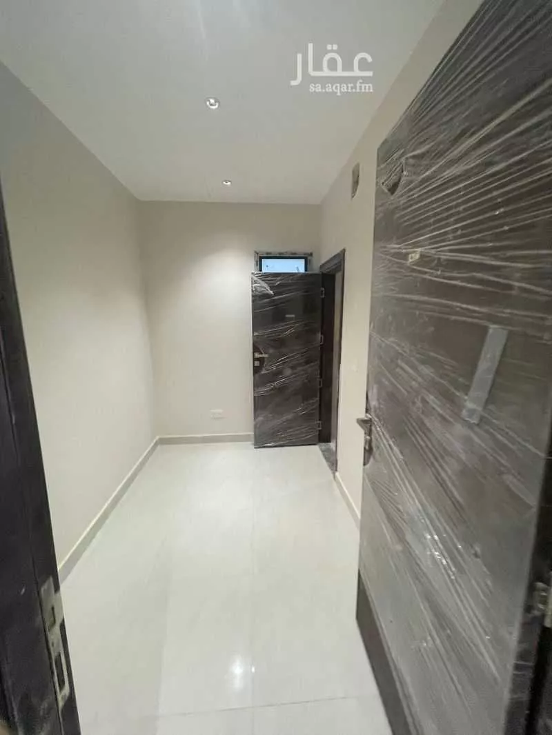 8 bedroom villa in Al Janadriyah 7