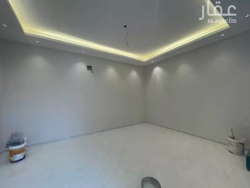 8 bedroom villa in Al Janadriyah 10