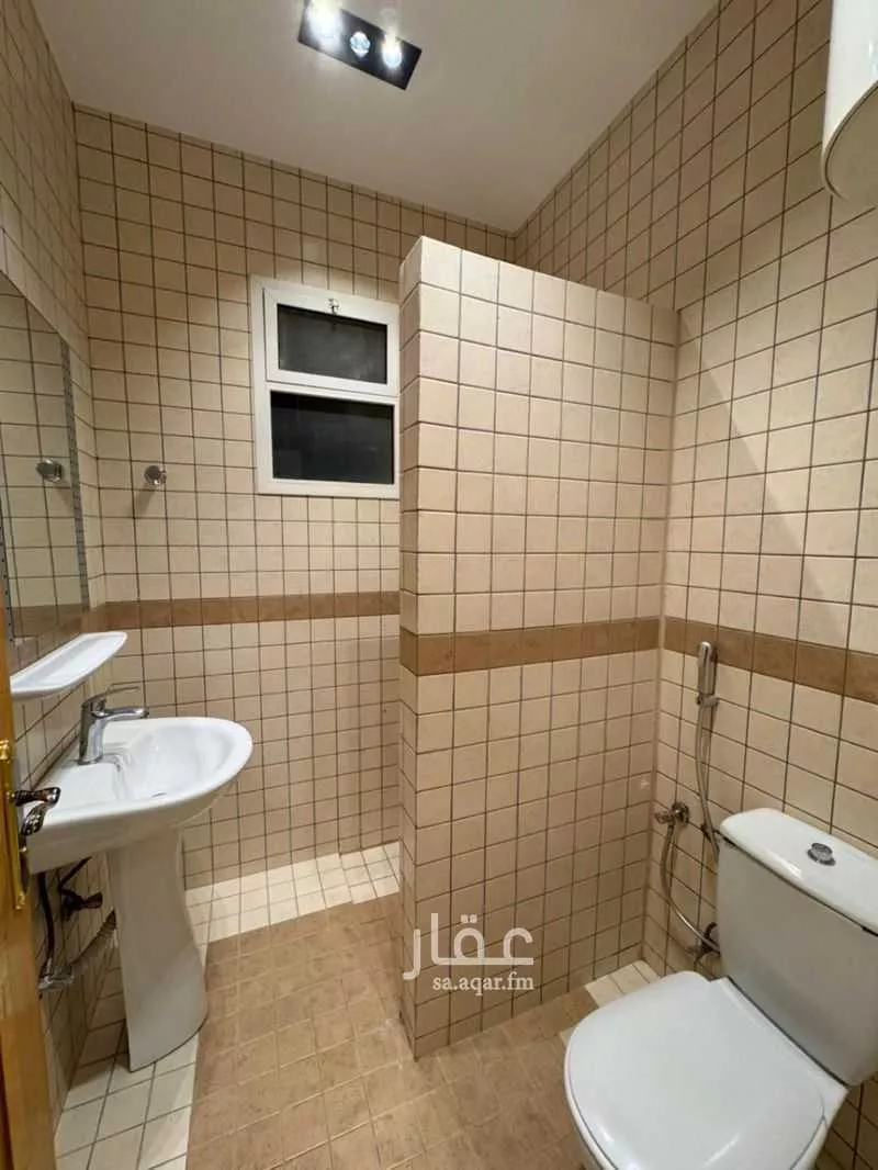 10 bedroom villa in Irqah, Riyadh 24