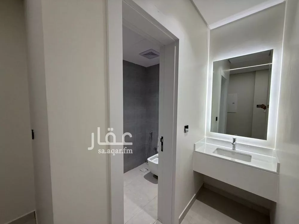 3 bedroom apartment in Al Fanar, Eastern Province 4