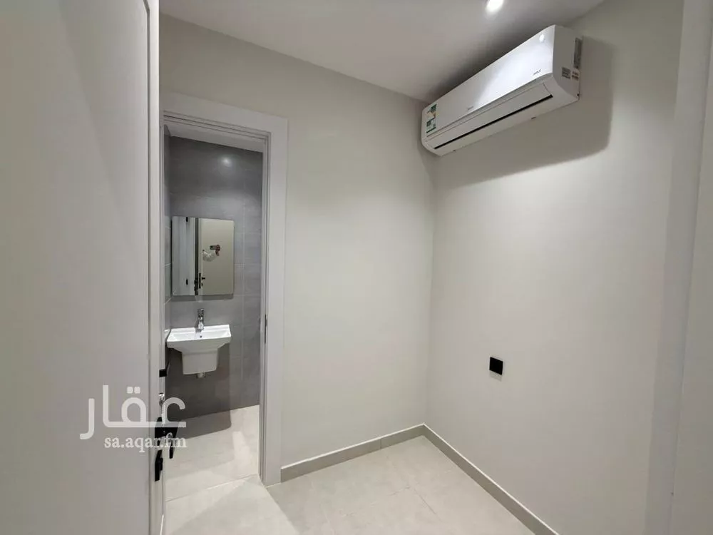 3 bedroom apartment in Al Fanar, Eastern Province 6