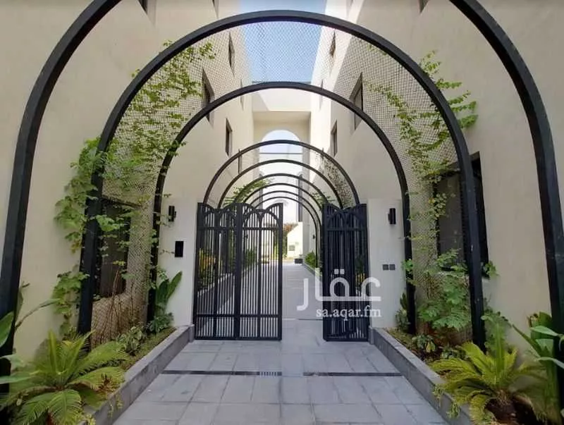 3 bedroom apartment in Al Malqa 3