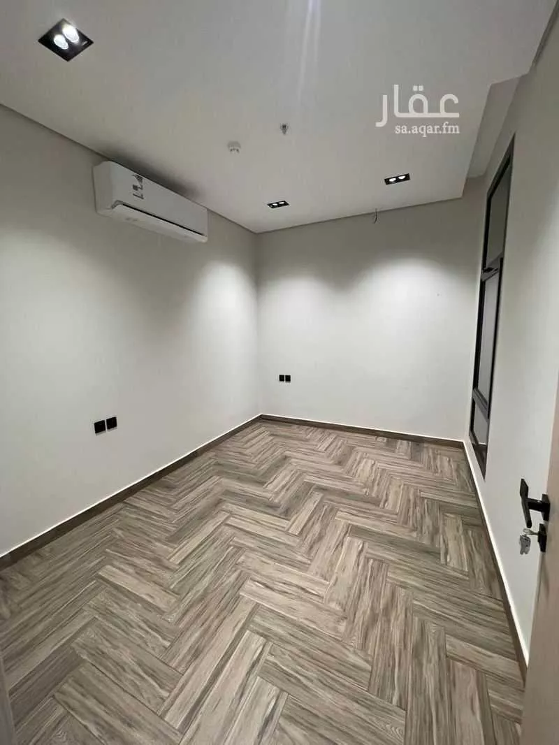 3 bedroom apartment in As Saif 8