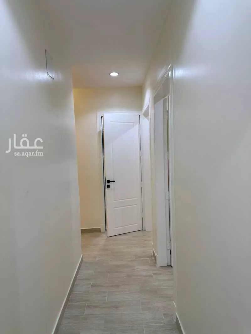 شقة 4 غرف في العريجاء الغربية 21