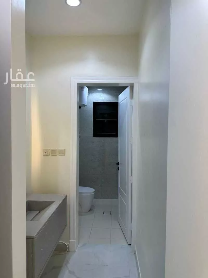 شقة 4 غرف في العريجاء الغربية 22