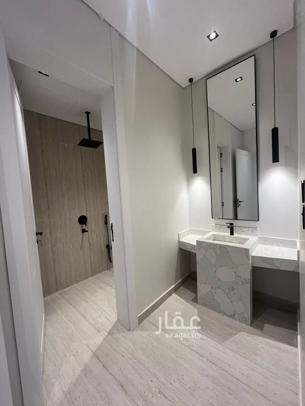 5 bedroom apartment in Okaz, Riyadh 12