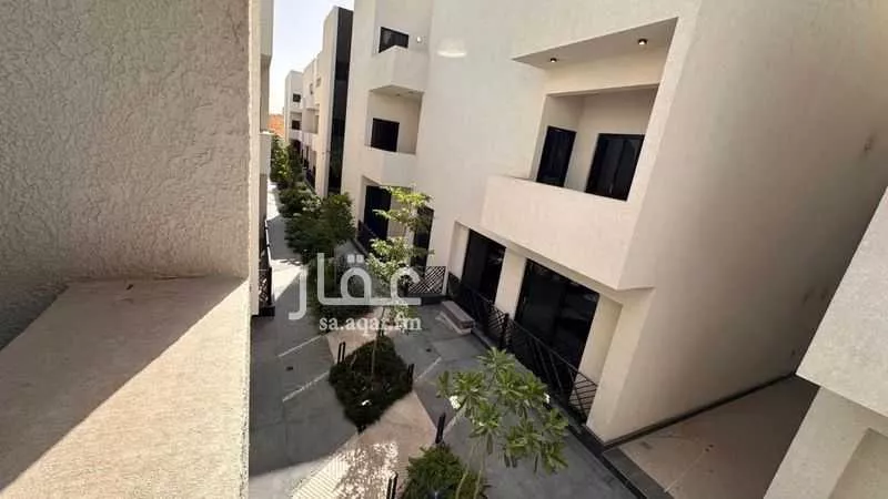 3 bedroom apartment in Al Malqa 12