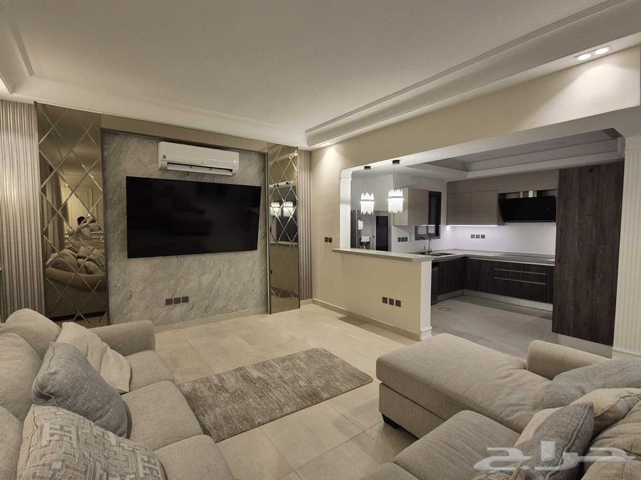 6 bedroom villa in Al Buhairah 9