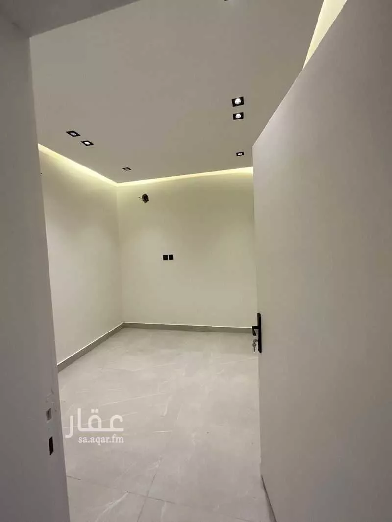 2 bedroom apartment in Al Aqiq 3