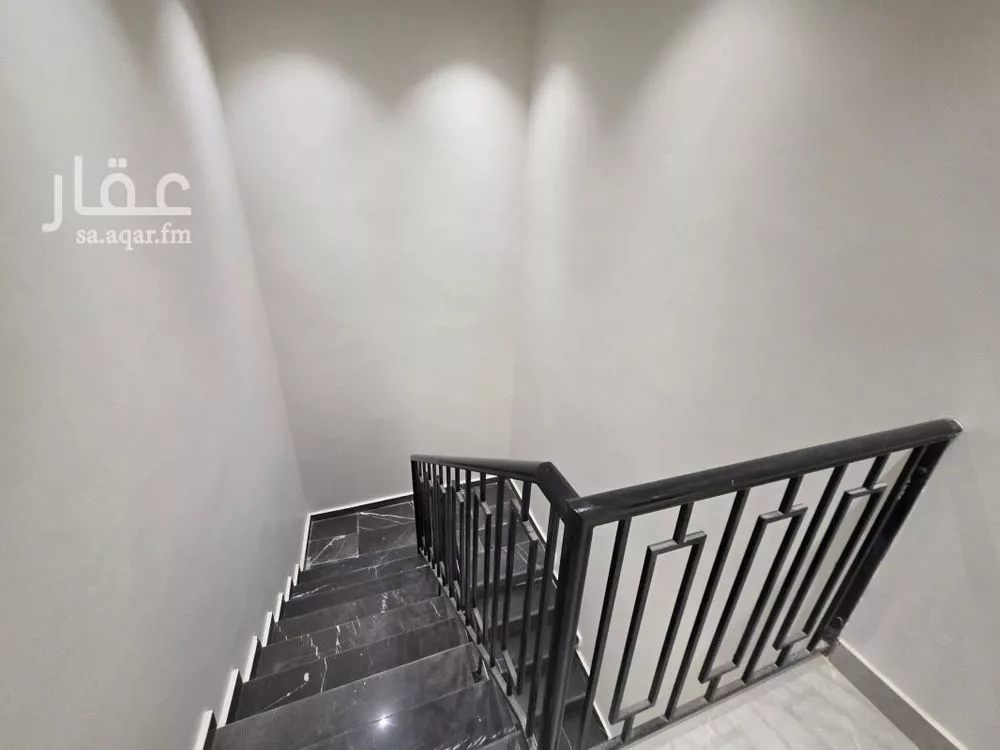 5 bedroom apartment in Ash Sharq 11