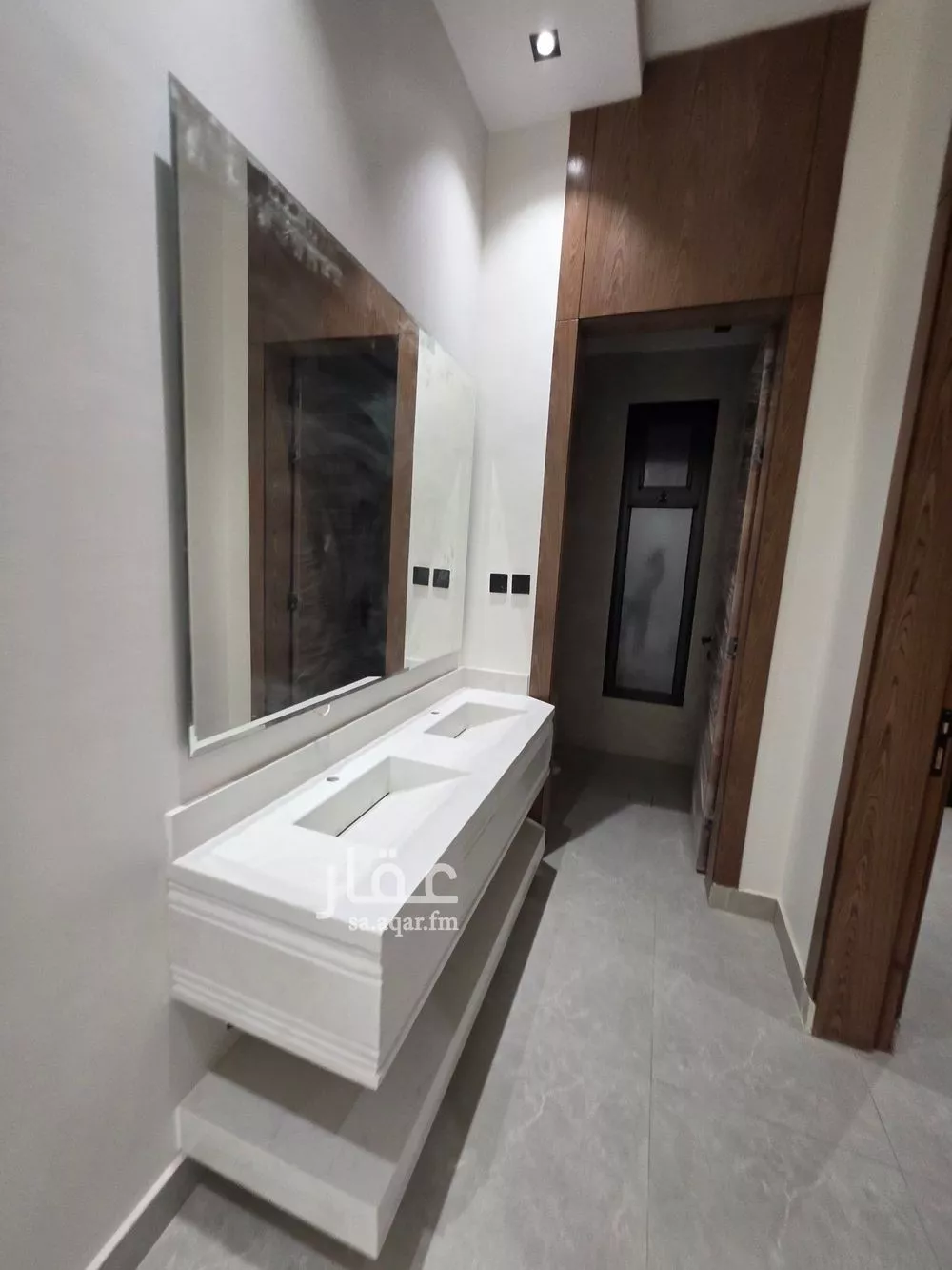 5 bedroom apartment in Ash Sharq 15